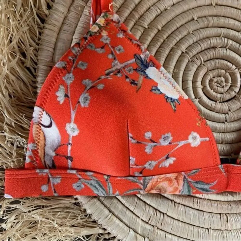 TRIANGL Women's Triangle Bikini Swim Top Orange Parrot‎ Floral Size Small